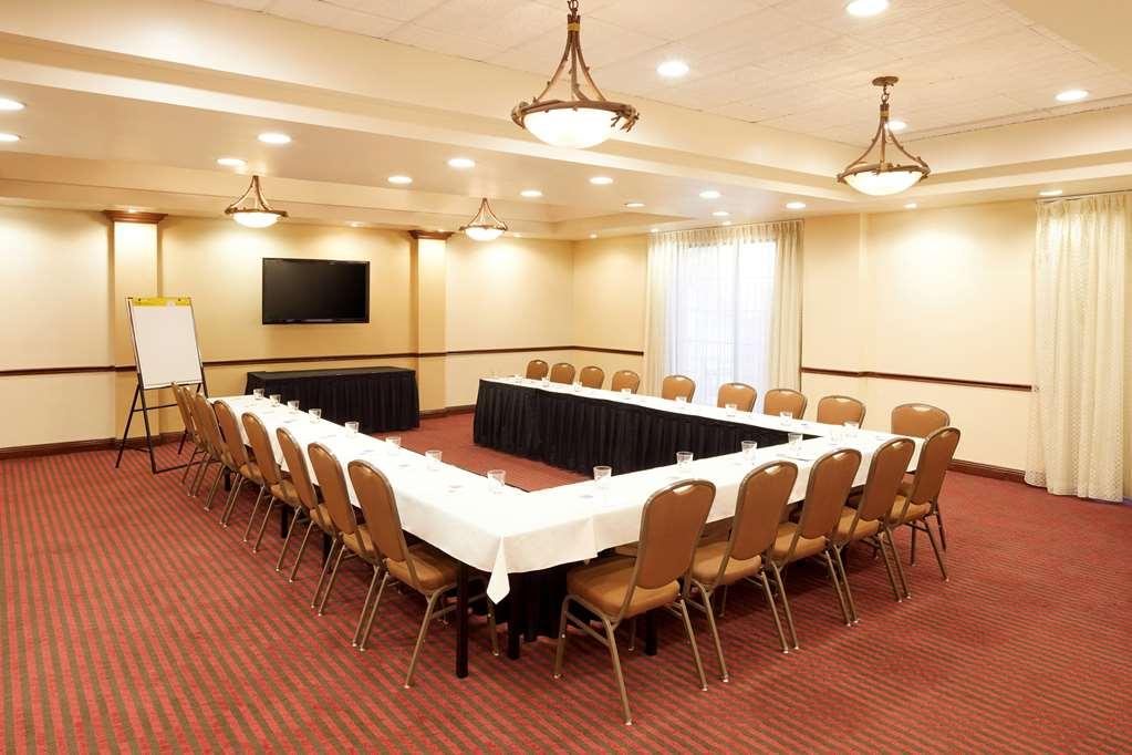Hyatt Place Fort Worth Stockyard Удобства фото